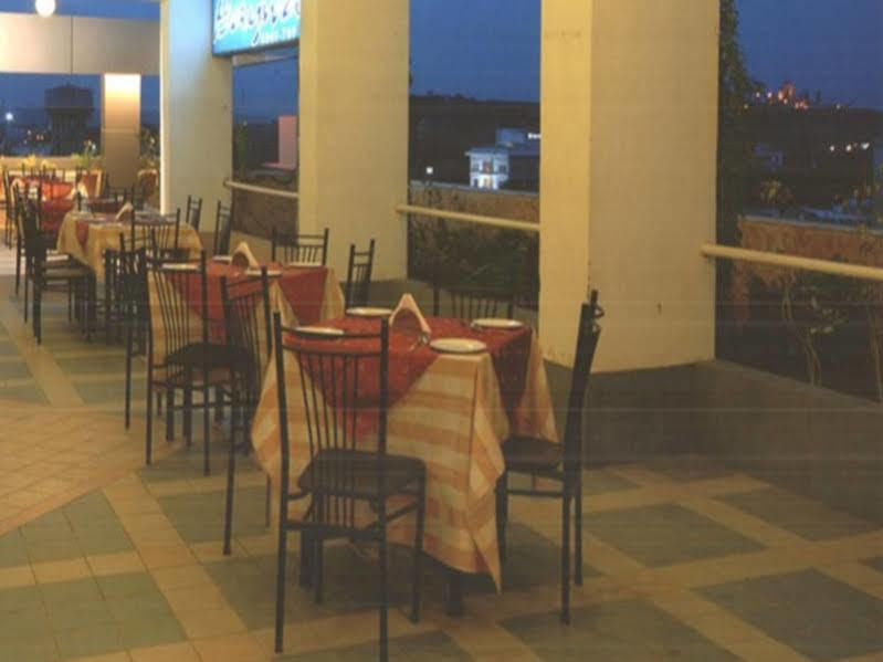Hotel Niky International Jodhpur  Dış mekan fotoğraf